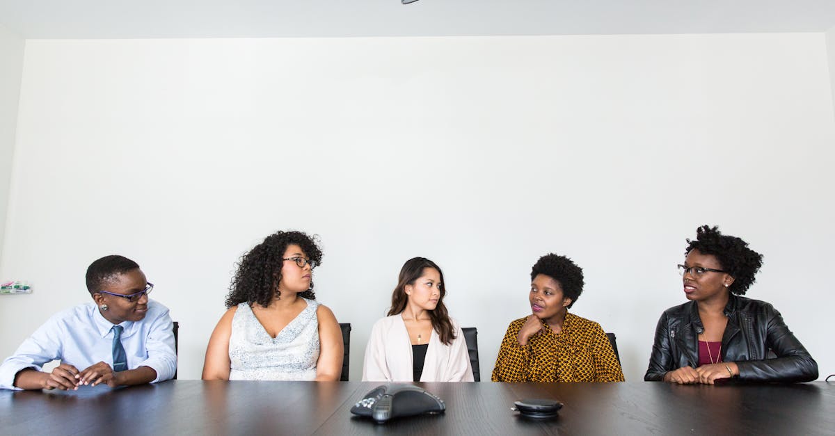 出售微信号码：如何帮助别人注册邮箱账号